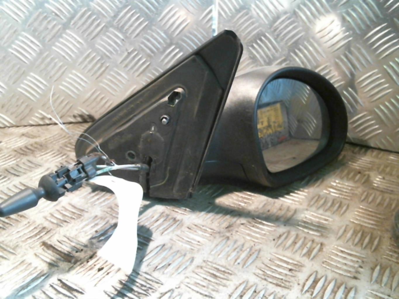 Retrovisor derecho SEAT LEON 1 Diésel - 1