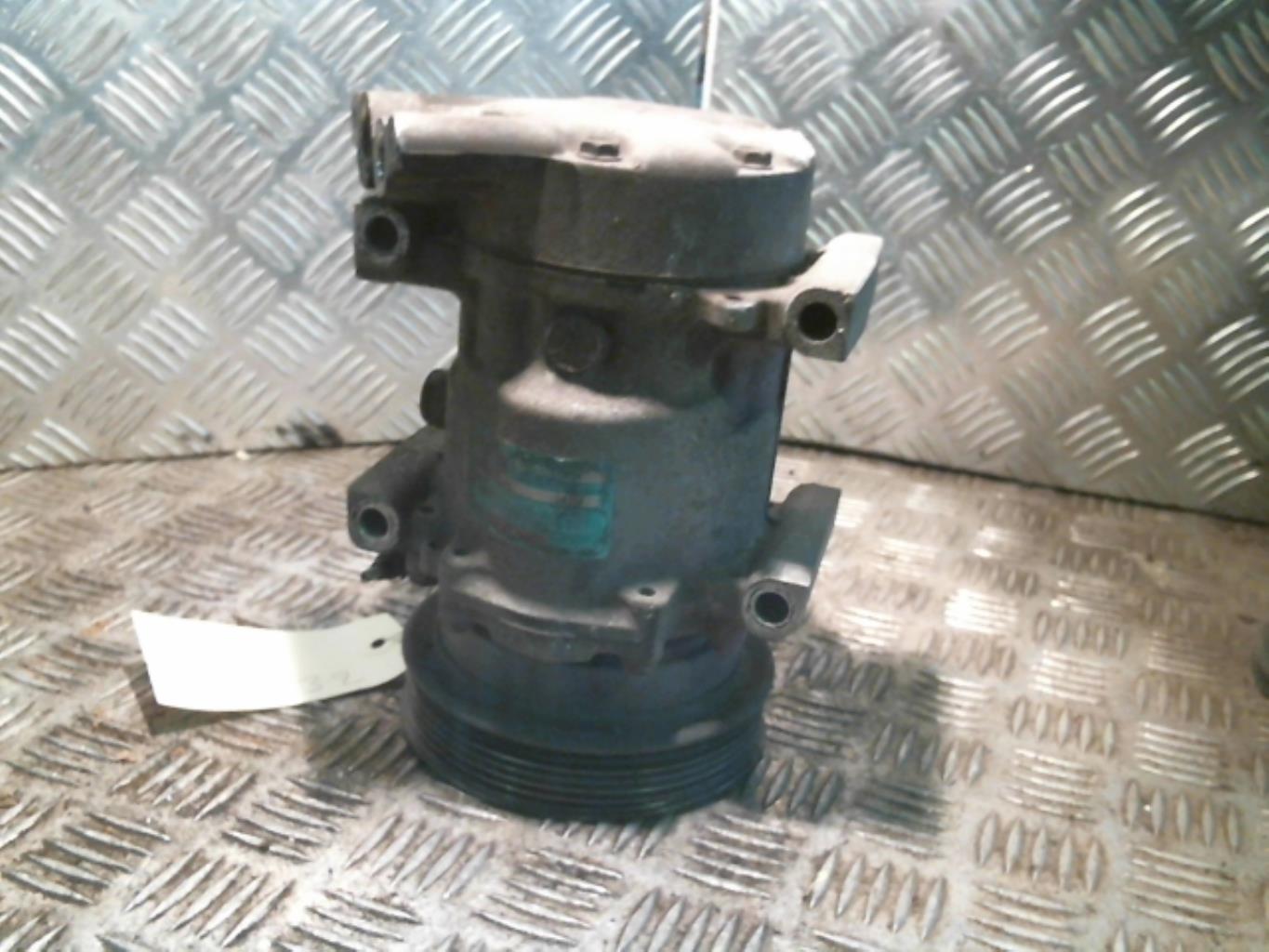 Compresseur clim RENAULT CLIO 2 PHASE 2 Diesel - 1