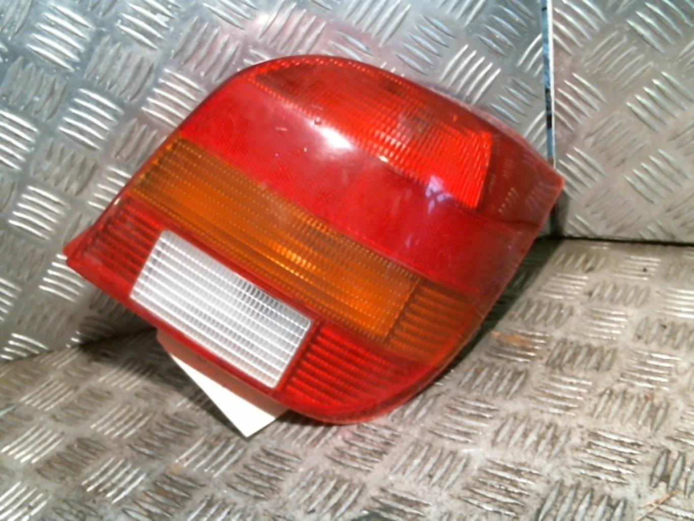 Fanale posteriore principale destro (luci) FORD FIESTA 3 PHASE 2 Gasolina - 1