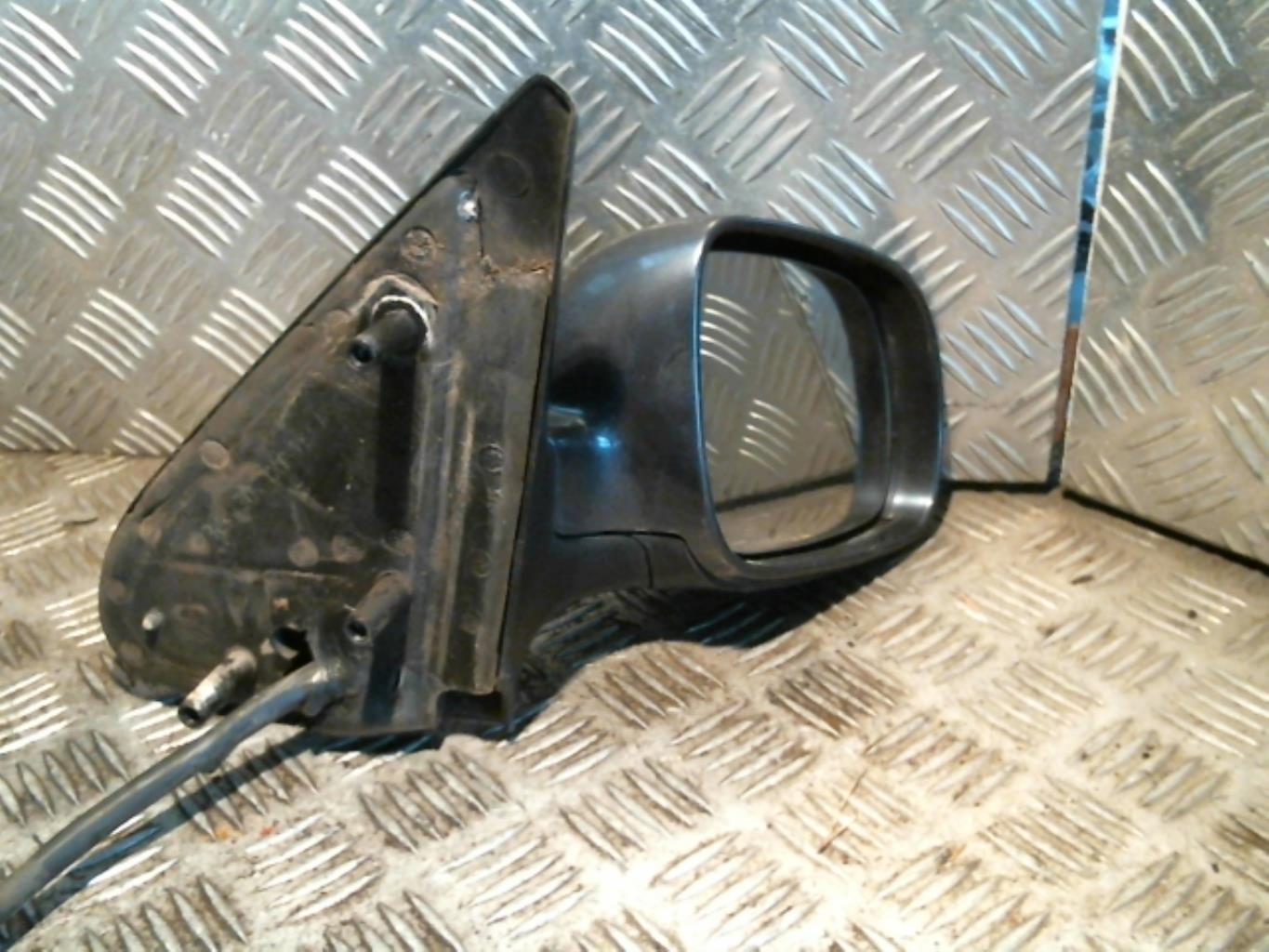 Specchietto retrovisore destro VOLKSWAGEN POLO 3 PHASE 2 Gasolina - 1