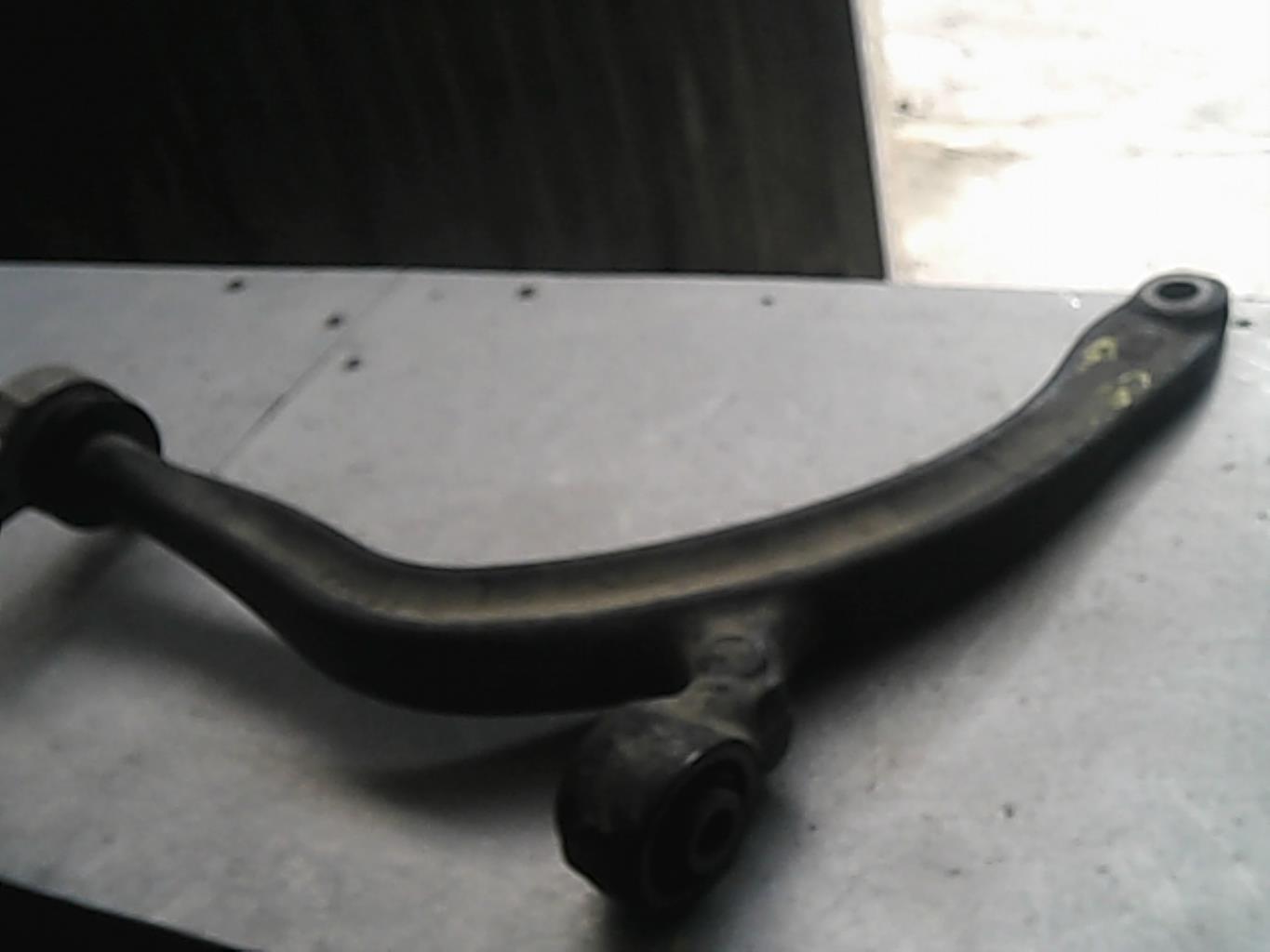 Triangle avant gauche CITROEN C5 1 PHASE 2 Diesel - 1