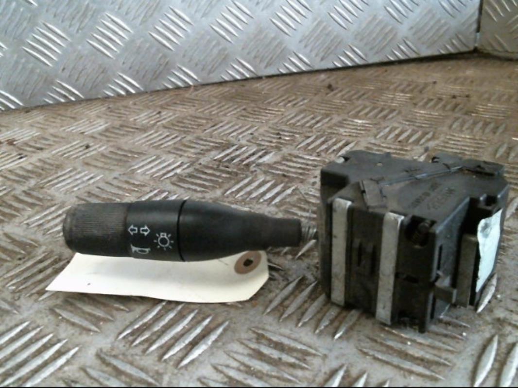 Commodo phare RENAULT CLIO 1 PHASE 1 Essence - 1