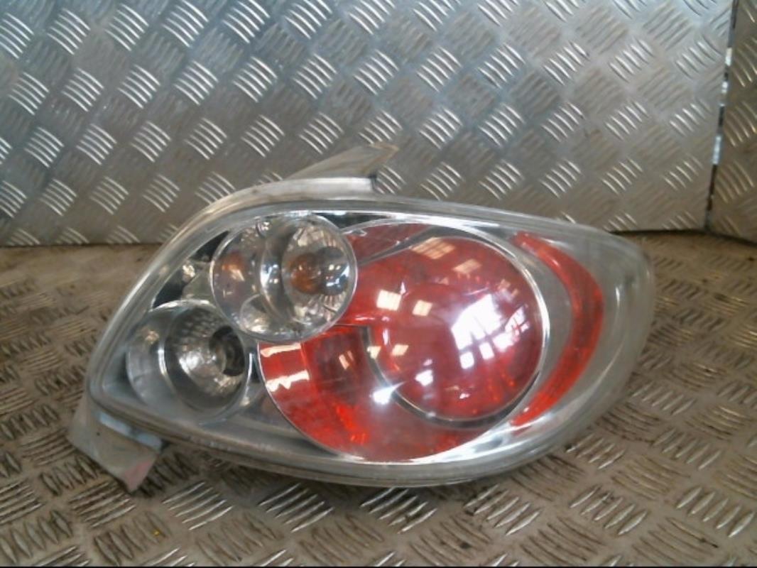 Fanale posteriore principale destro (luci) PEUGEOT 206 PHASE 1 Diésel - 1
