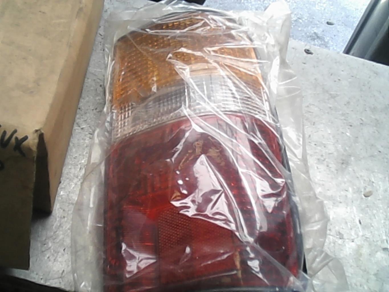 Fanale posteriore principale destro (luci) TOYOTA HILUX 1  - 1