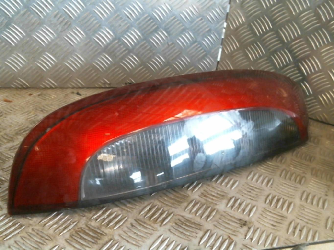 Fanale posteriore principale sinistro (luci) OPEL CORSA C PHASE 2 Diésel - 1