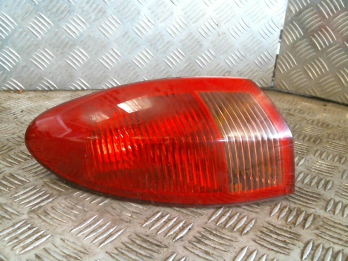 Fanale posteriore principale sinistro (luci) ALFA ROMEO 147 PHASE 2 Diésel - 1