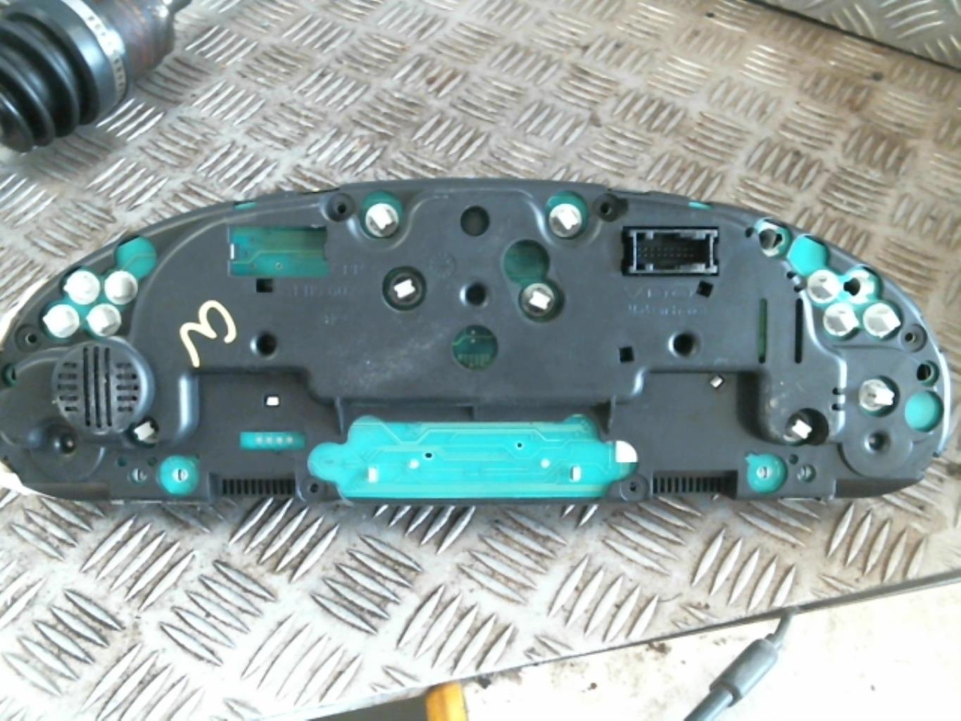 Compteur PEUGEOT 607 PHASE 1 Diesel - 1