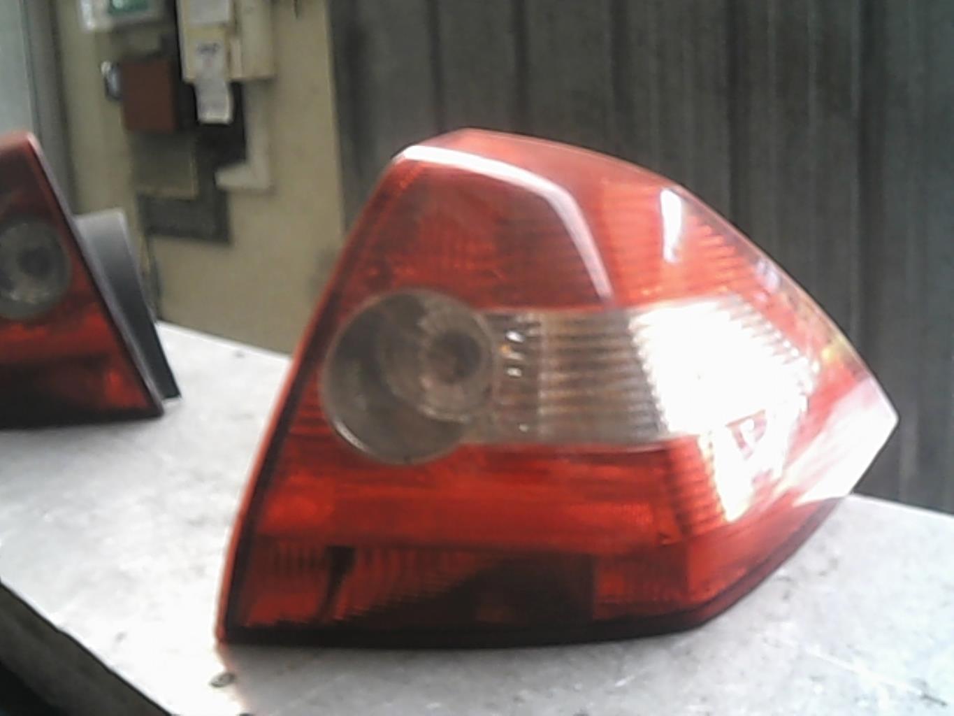 Fanale posteriore principale destro (luci) RENAULT MEGANE 2 PHASE 1 Diésel - 1