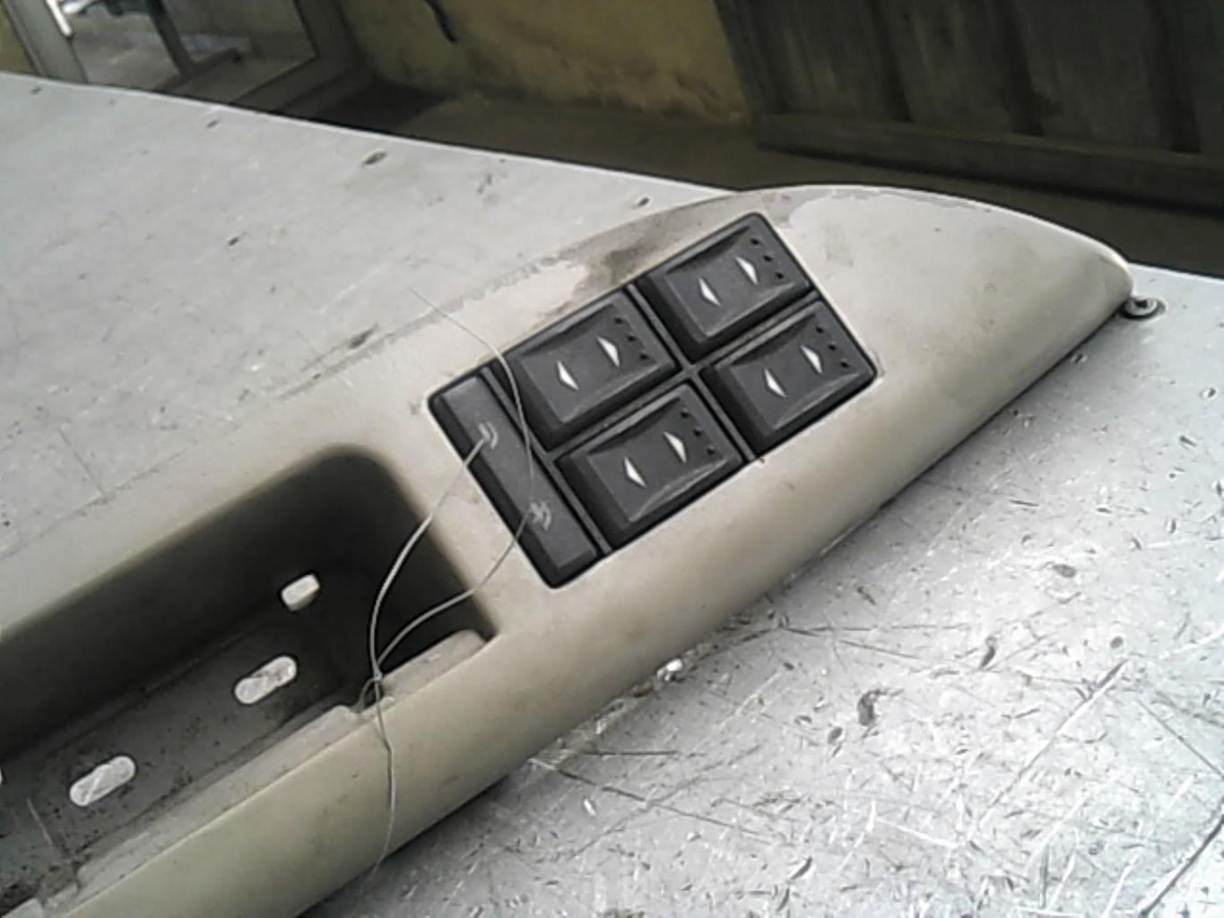 Interruptor de elevalunas FORD MONDEO 2  - 1