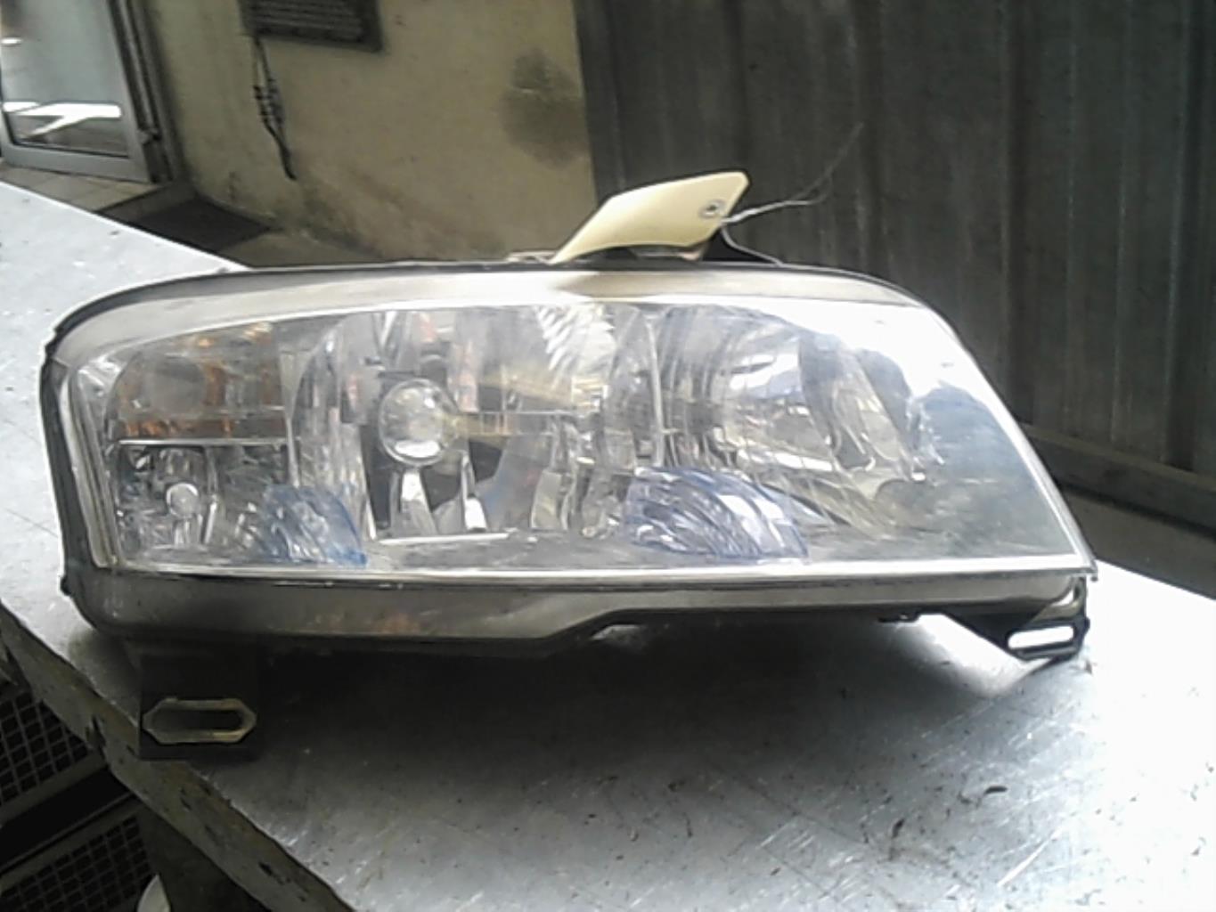 Gruppo ottico anteriore principale destro (luci)(faro) FIAT STILO Diésel - 1