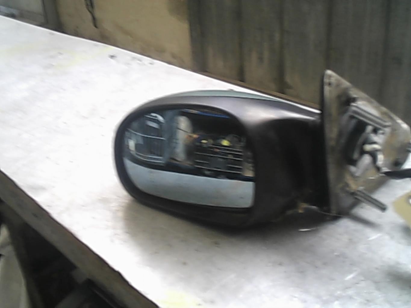 Specchietto retrovisore sinistro PEUGEOT 406 PHASE 2 Diésel - 1