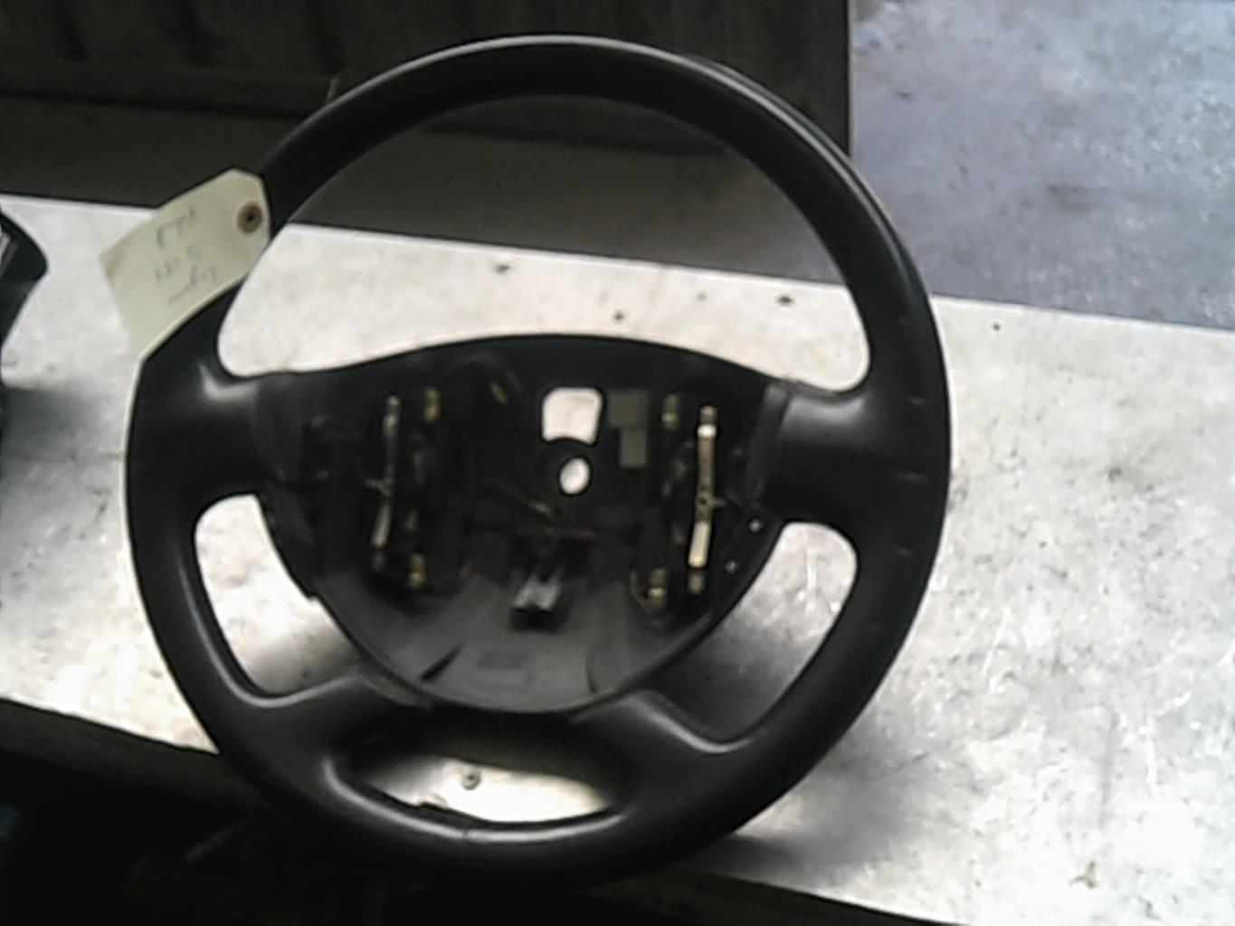Volant RENAULT LAGUNA 2 PHASE 1 Essence - 1