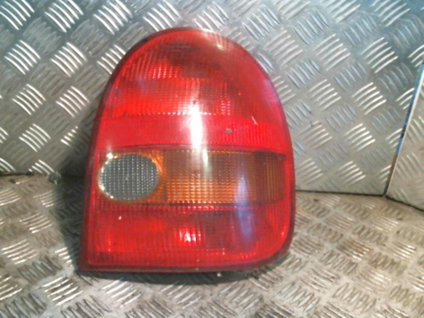 Fanale posteriore principale destro (luci) OPEL CORSA B PHASE 1 Diésel - 1