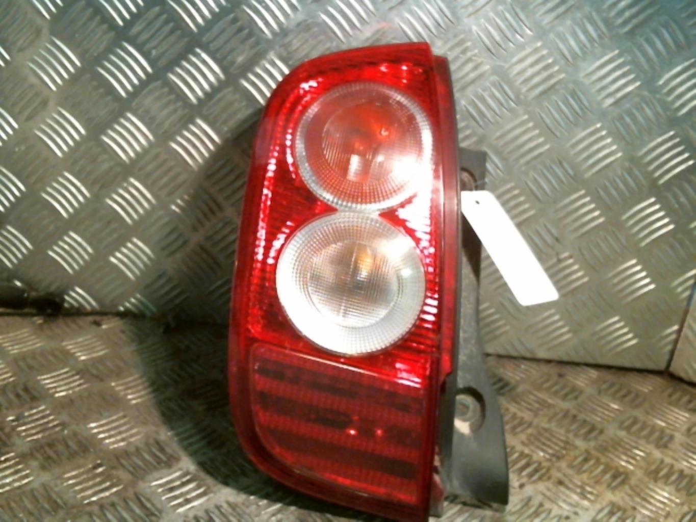 Fanale posteriore principale sinistro (luci) NISSAN MICRA 3 PHASE 1 Diésel - 1