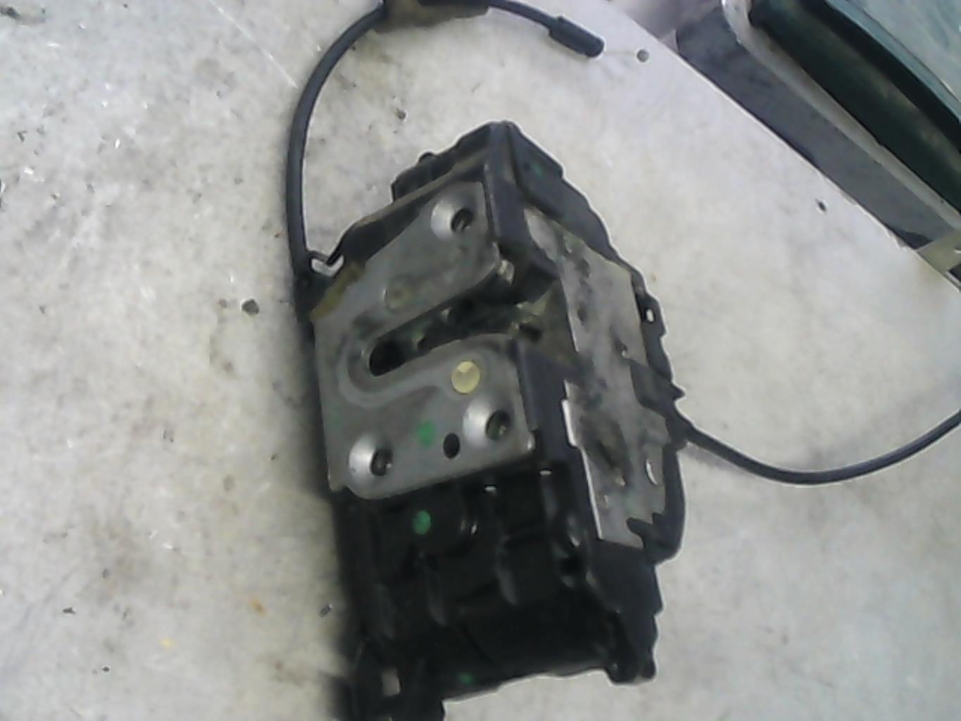 Chiusura centralizzata posteriore sinistra RENAULT SCENIC 3 PHASE 1 Diésel - 1