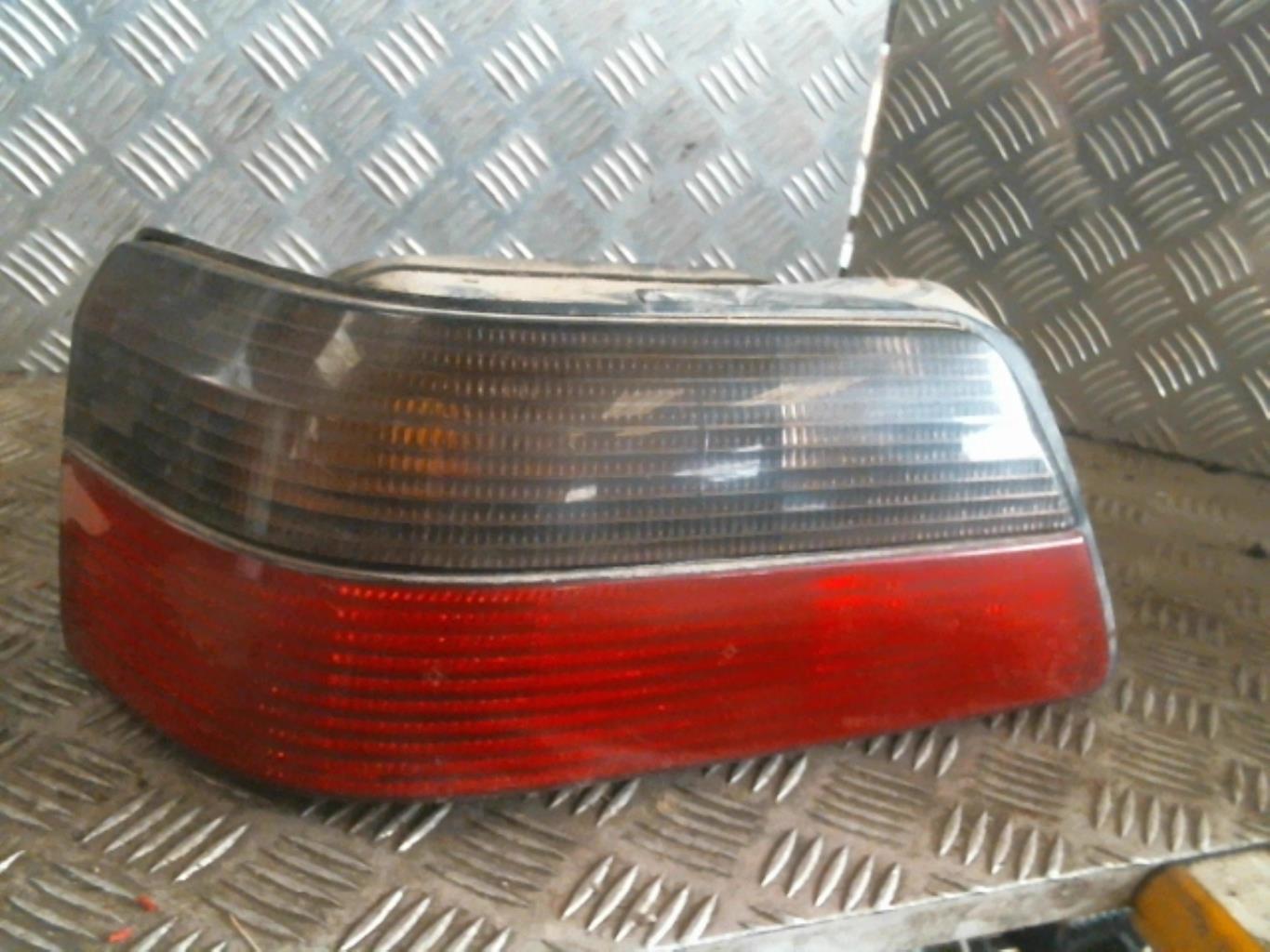 Fanale posteriore principale sinistro (luci) PEUGEOT 605 PHASE 2 Diésel - 1