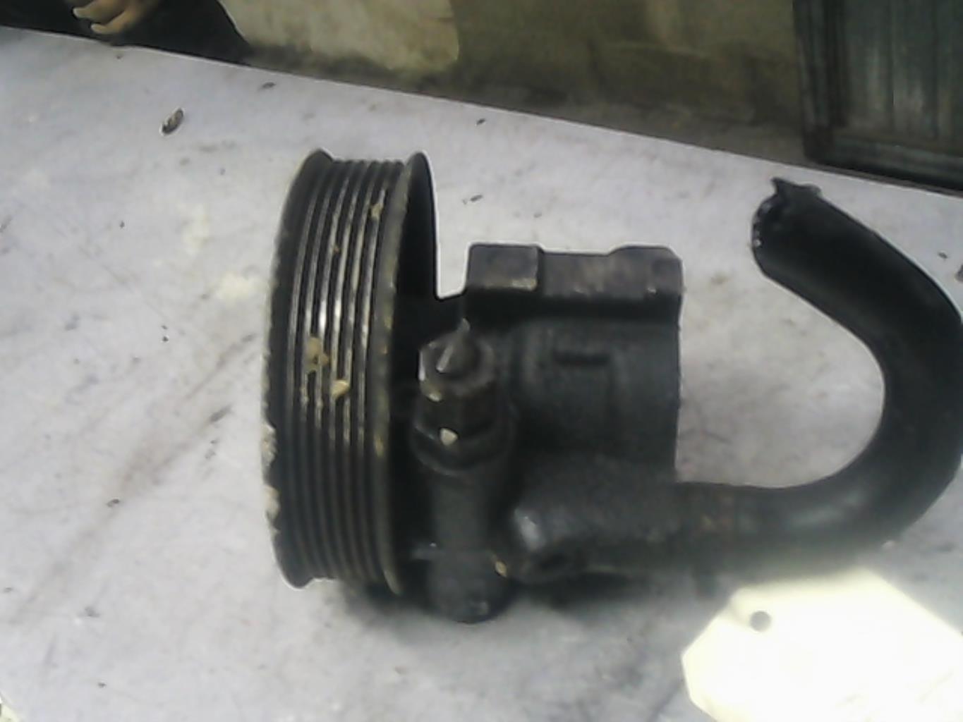 Pompe de direction RENAULT TRAFIC 2 PHASE 2 Diesel - 1