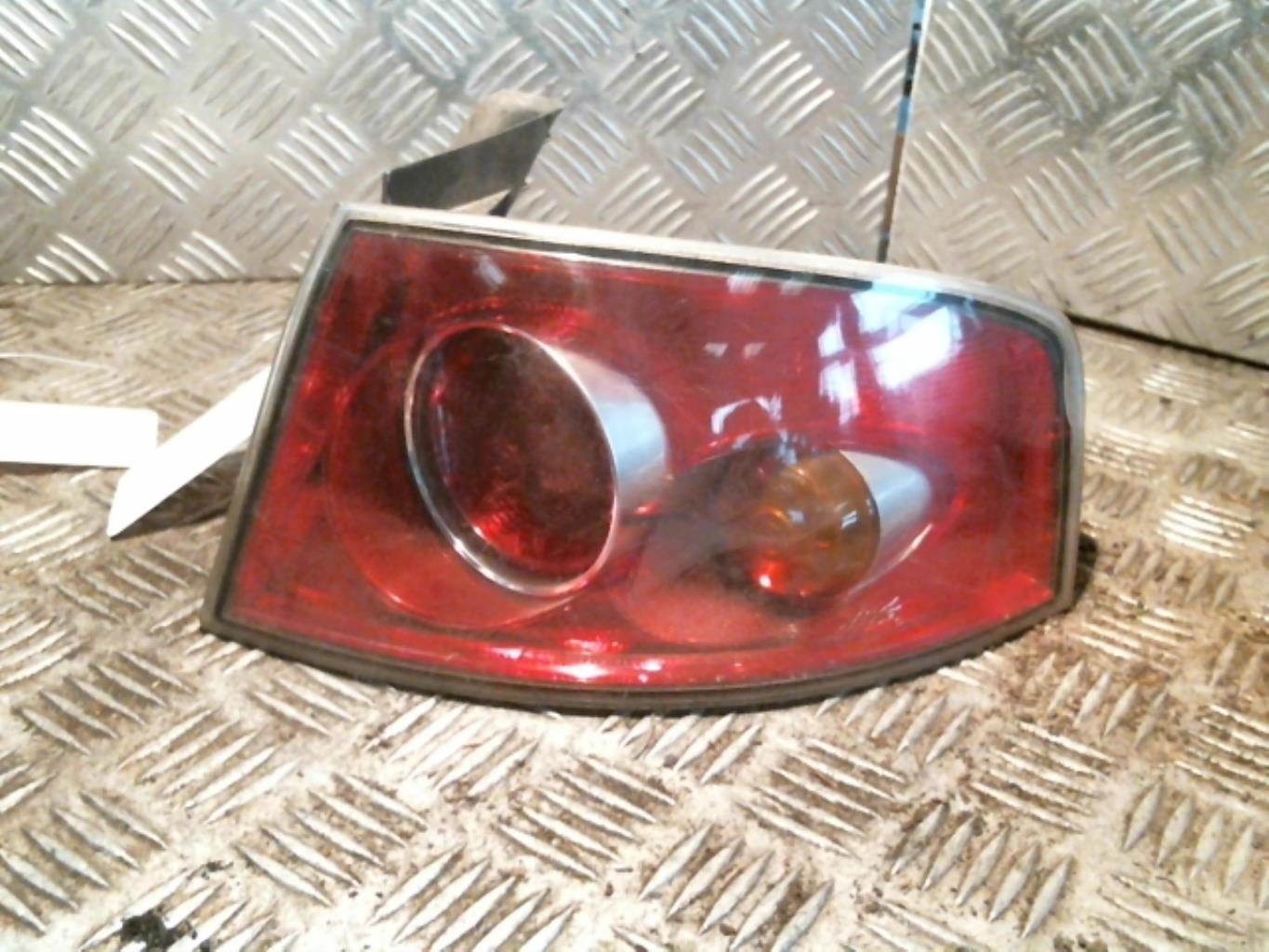 Fanale posteriore principale destro (luci) SEAT IBIZA 3 PHASE 1 Diésel - 1
