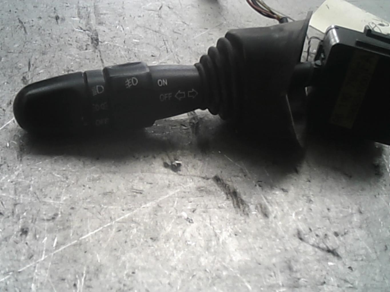 Commodo phare DAEWOO NUBIRA 1 Essence - 1