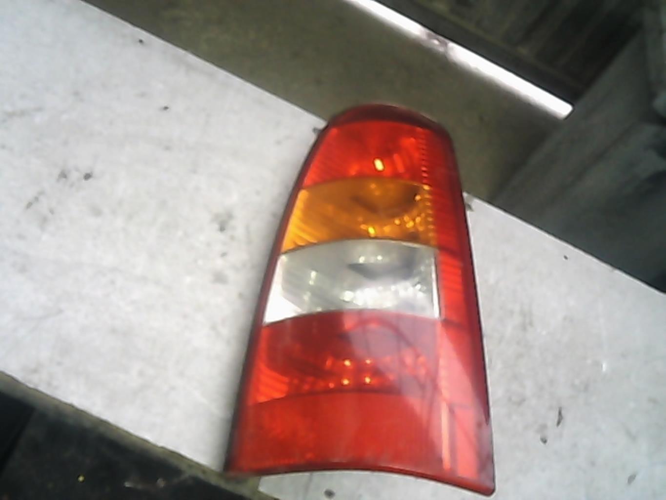 Fanale posteriore principale destro (luci) OPEL ASTRA G BREAK Diésel - 1