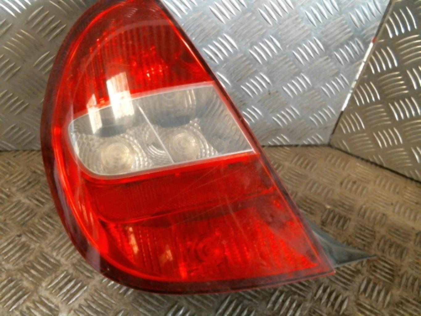 Fanale posteriore principale sinistro (luci) CITROEN C5 1 PHASE 1 Gasolina - 1