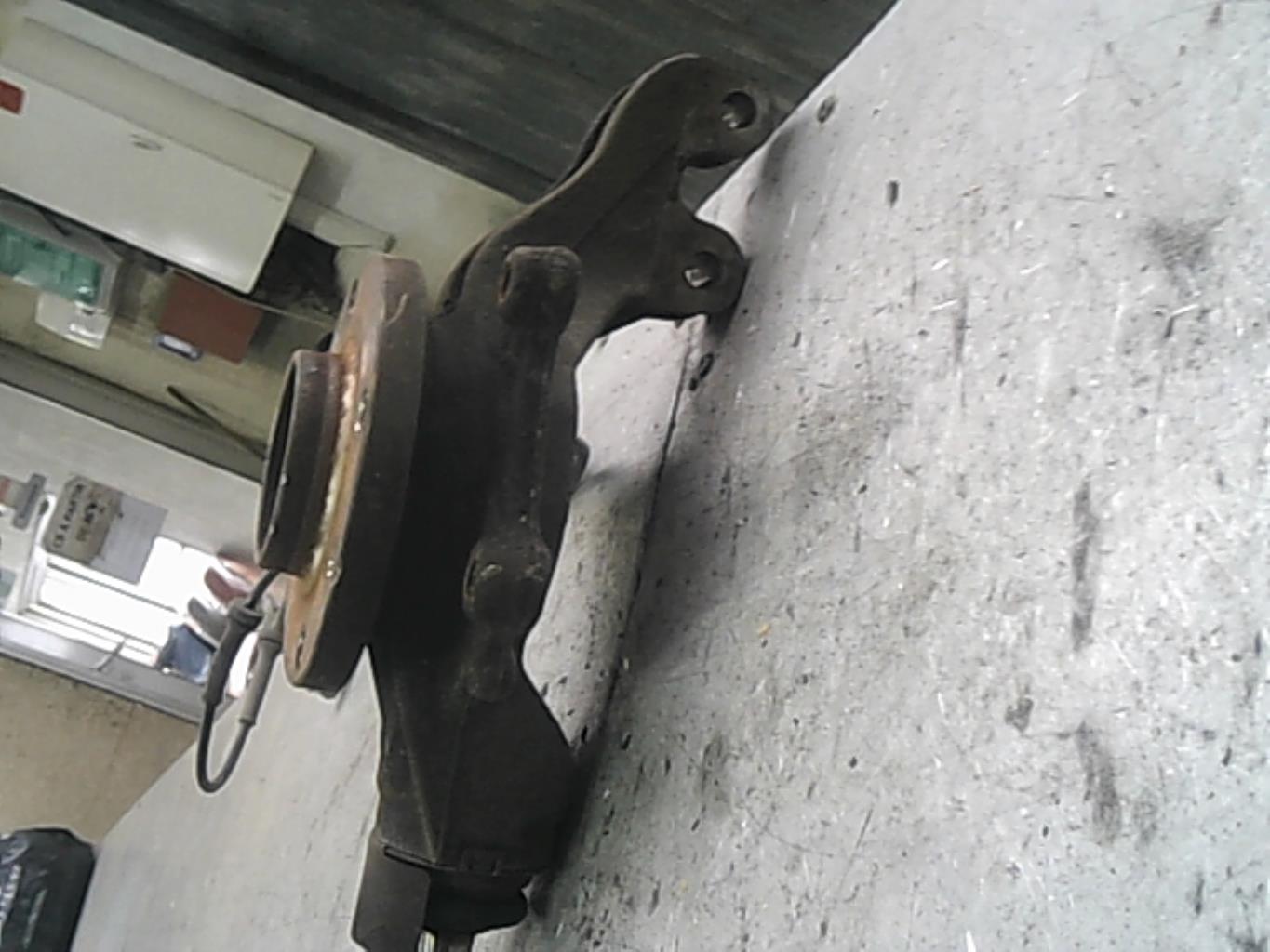 Fusee avant droit PEUGEOT 307 PHASE 1 Diesel - 1