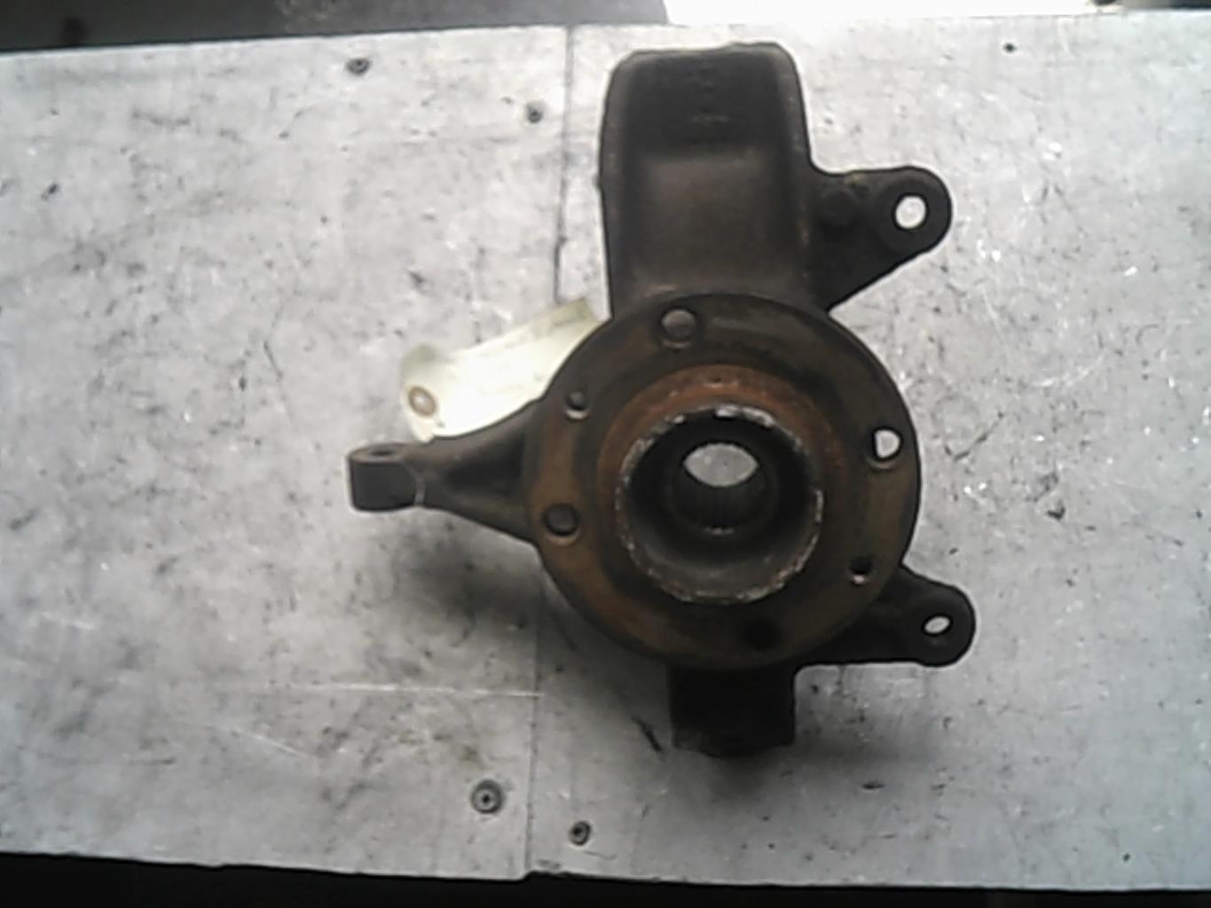 Fusee avant droit RENAULT MEGANE 2 PHASE 1 Diesel - 1
