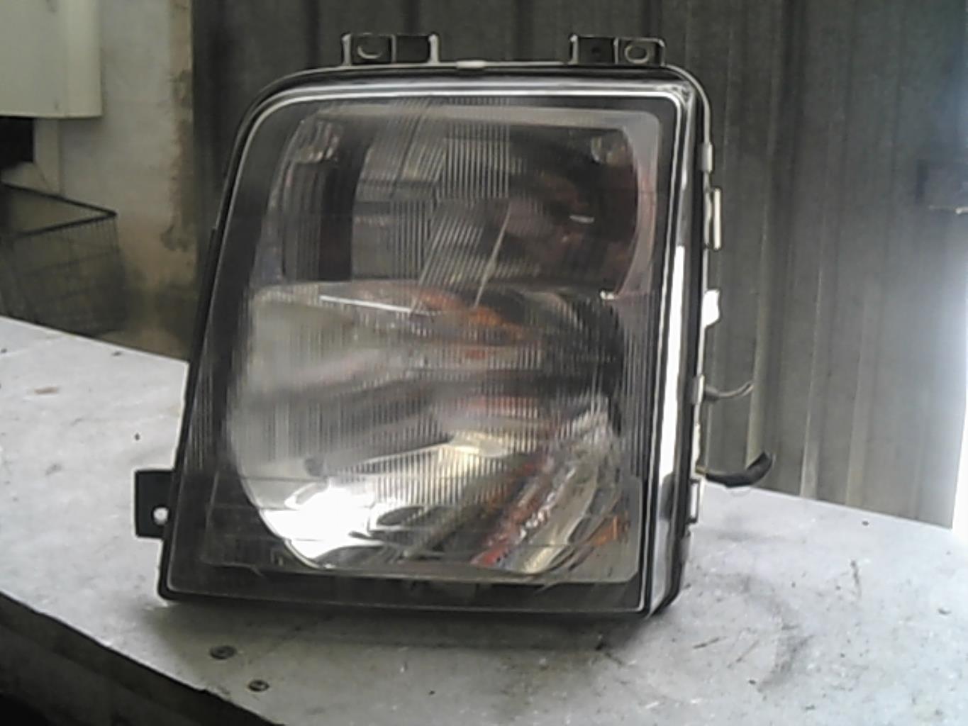 Gruppo ottico anteriore principale sinistro (luci)(faro) VOLKSWAGEN CRAFTER 1 PHASE 2 Diésel - 1