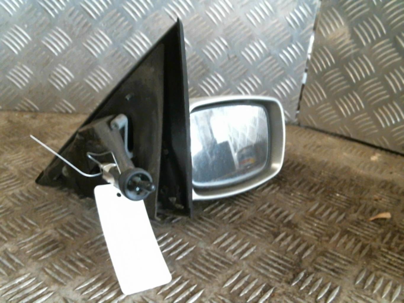 Retrovisor derecho FORD ESCORT 6 Gasolina - 1