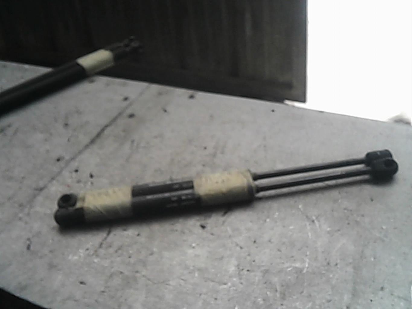 Molla a gas bagagliaio ALFA ROMEO 156 PHASE 3 BREAK Diésel - 1