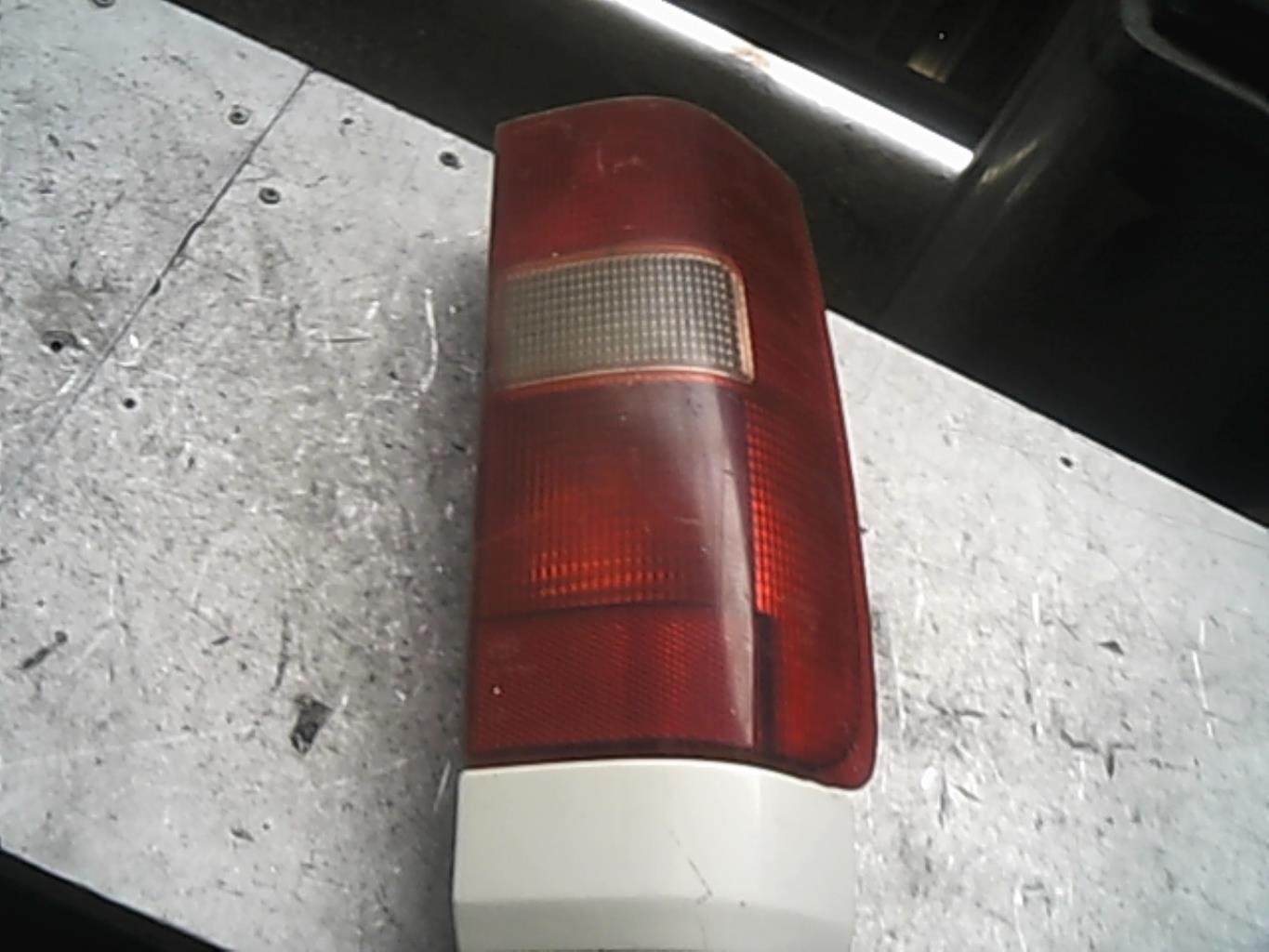 Fanale posteriore principale destro (luci) VOLVO 850 PHASE 2 BREAK Gasolina - 1