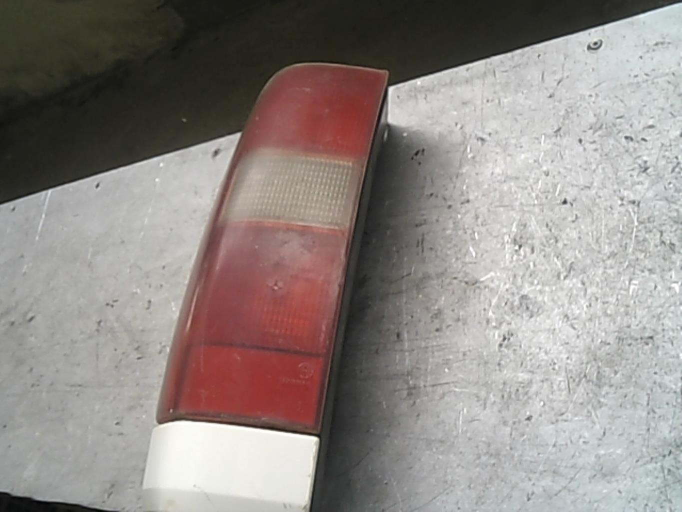 Fanale posteriore principale sinistro (luci) VOLVO 850 PHASE 2 BREAK Gasolina - 1
