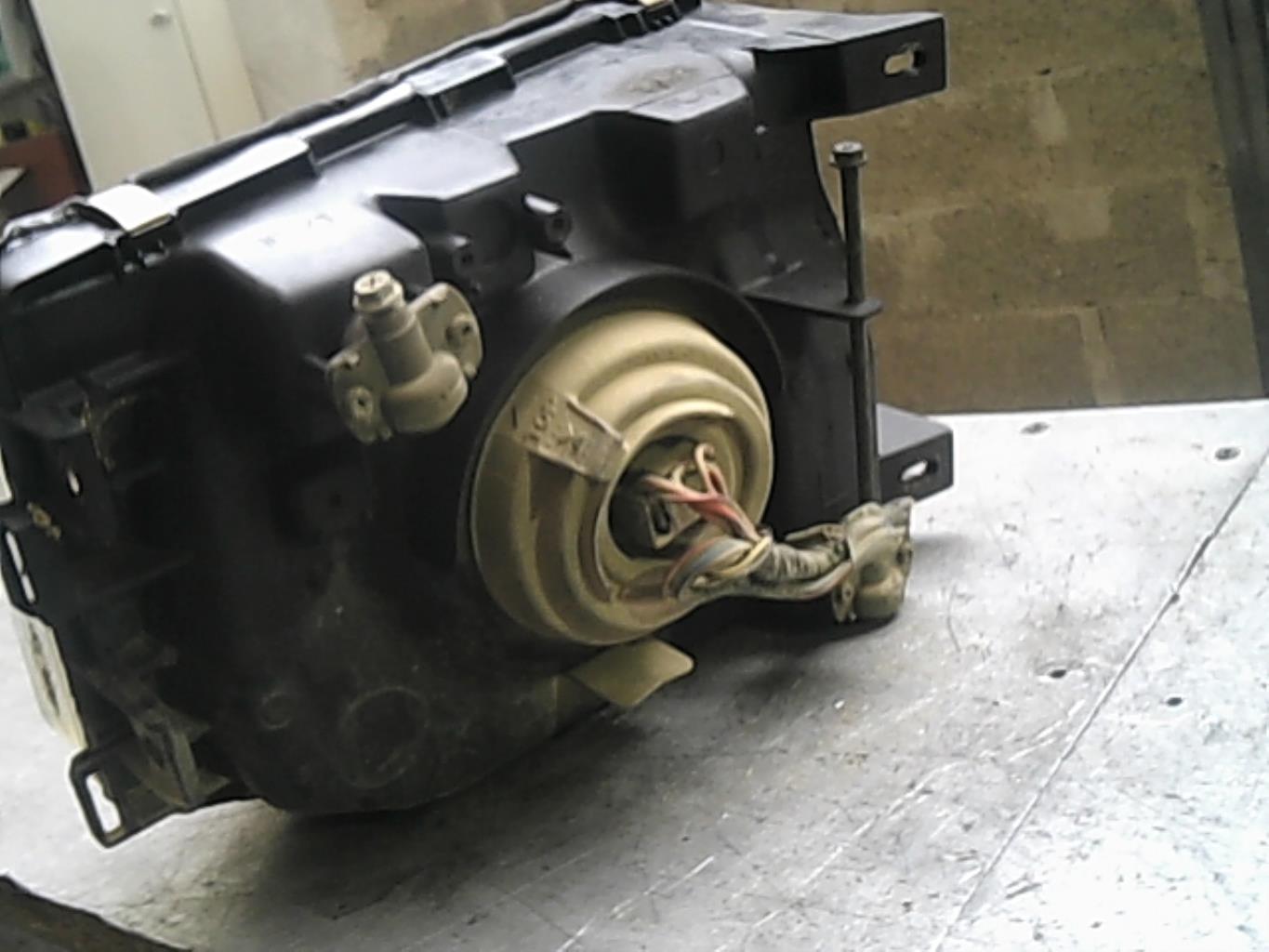Gruppo ottico anteriore principale sinistro (luci)(faro) MITSUBISHI PAJERO 2 Diésel - 1
