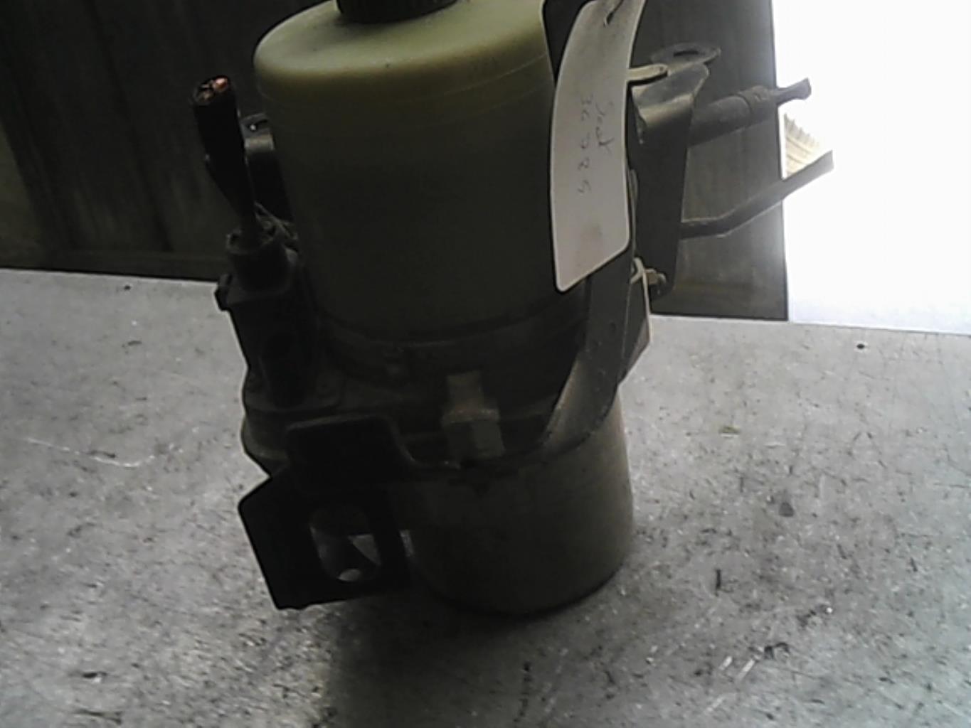 Pompe de direction SEAT IBIZA 3 PHASE 1 Diesel - 1
