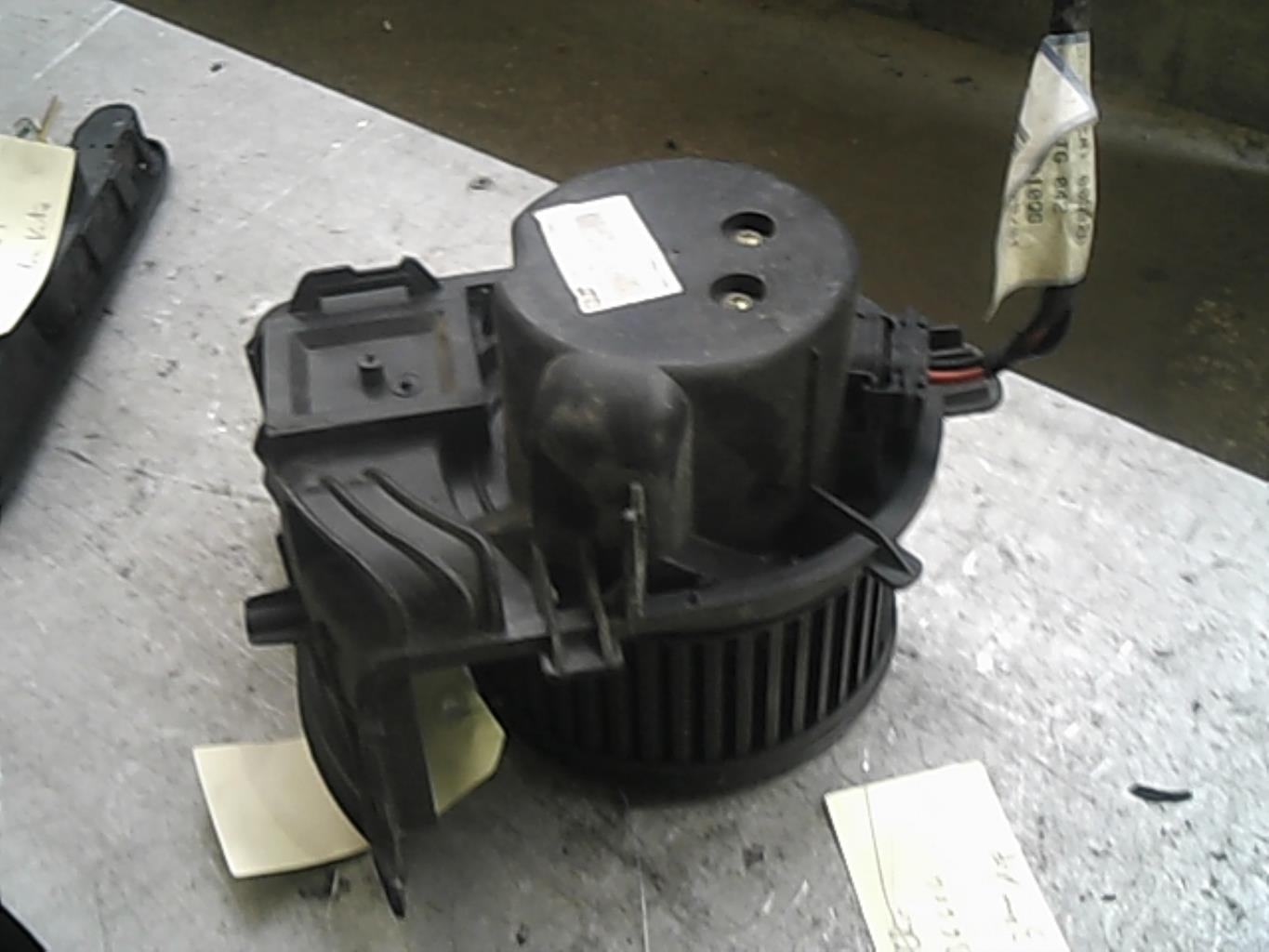 Pulseur d'air RENAULT CLIO 2 PHASE 2 Essence - 1