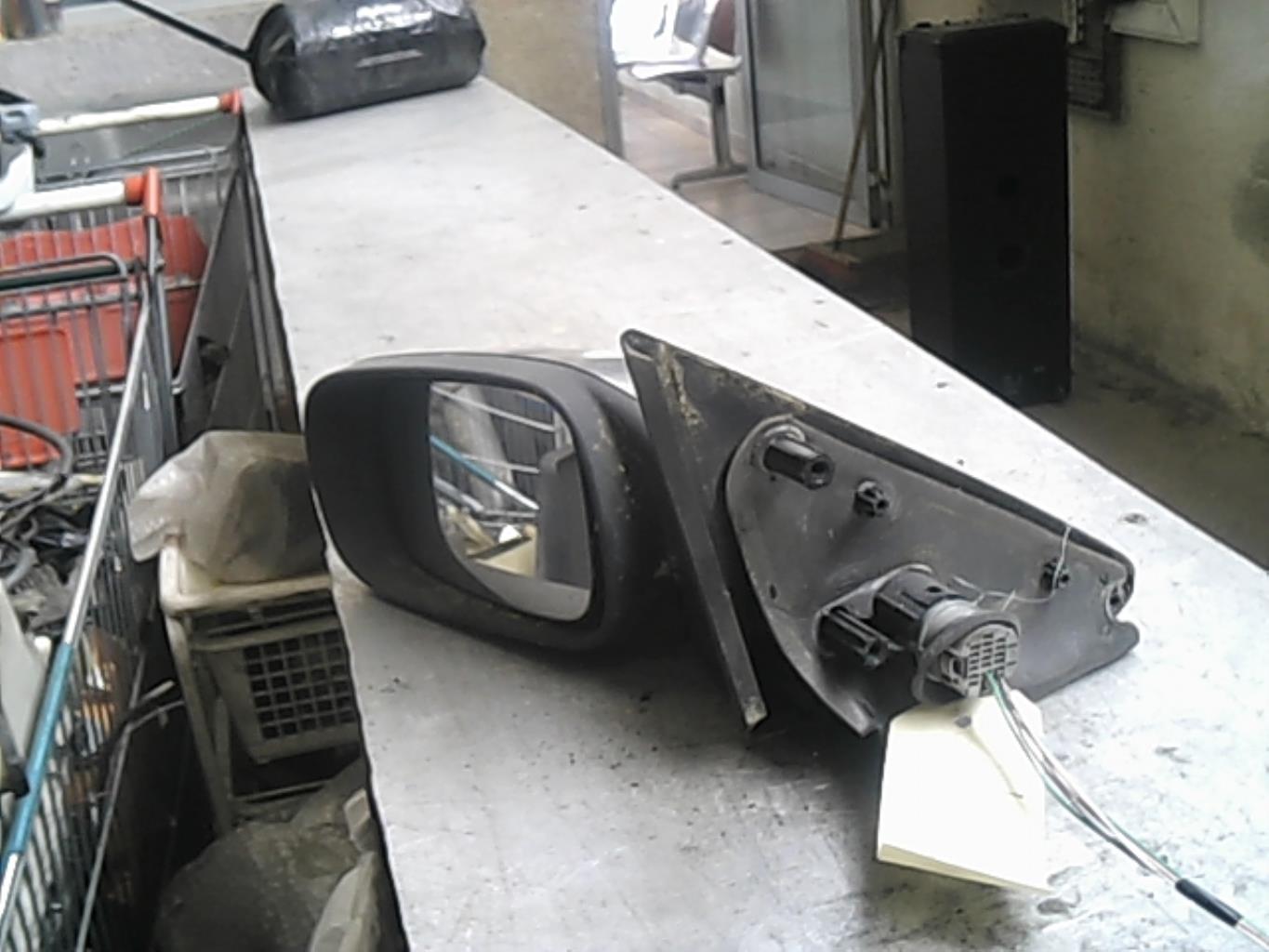 Retroviseur gauche RENAULT LAGUNA 2 PHASE 2 BREAK Diesel - 1