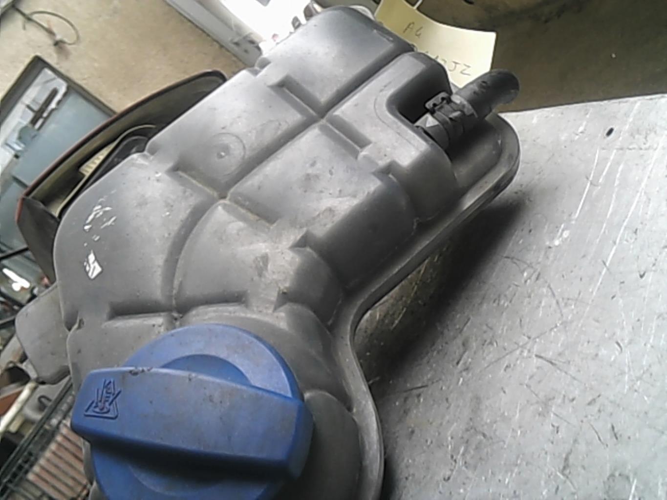 Vase d'expansion AUDI A4 2 PHASE 1 Diesel - 1
