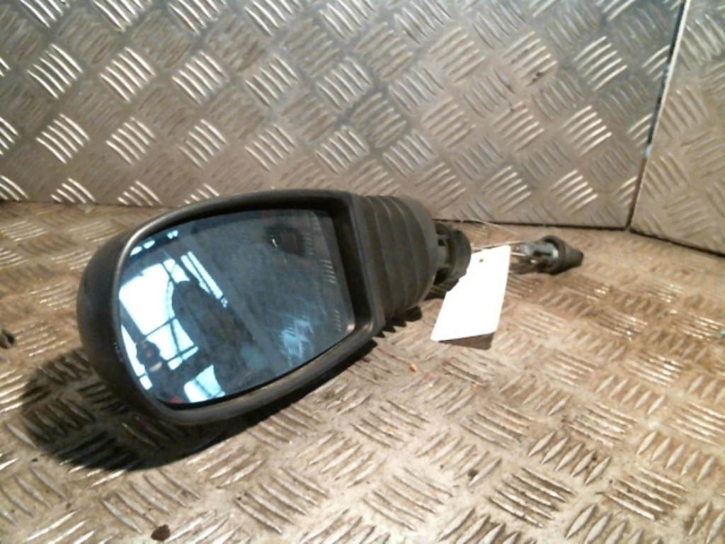 Specchietto retrovisore sinistro FIAT PUNTO 2 PHASE 1 Diésel - 1