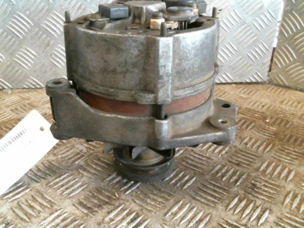 Alternatore VOLKSWAGEN PASSAT 3 Gasolina - 1