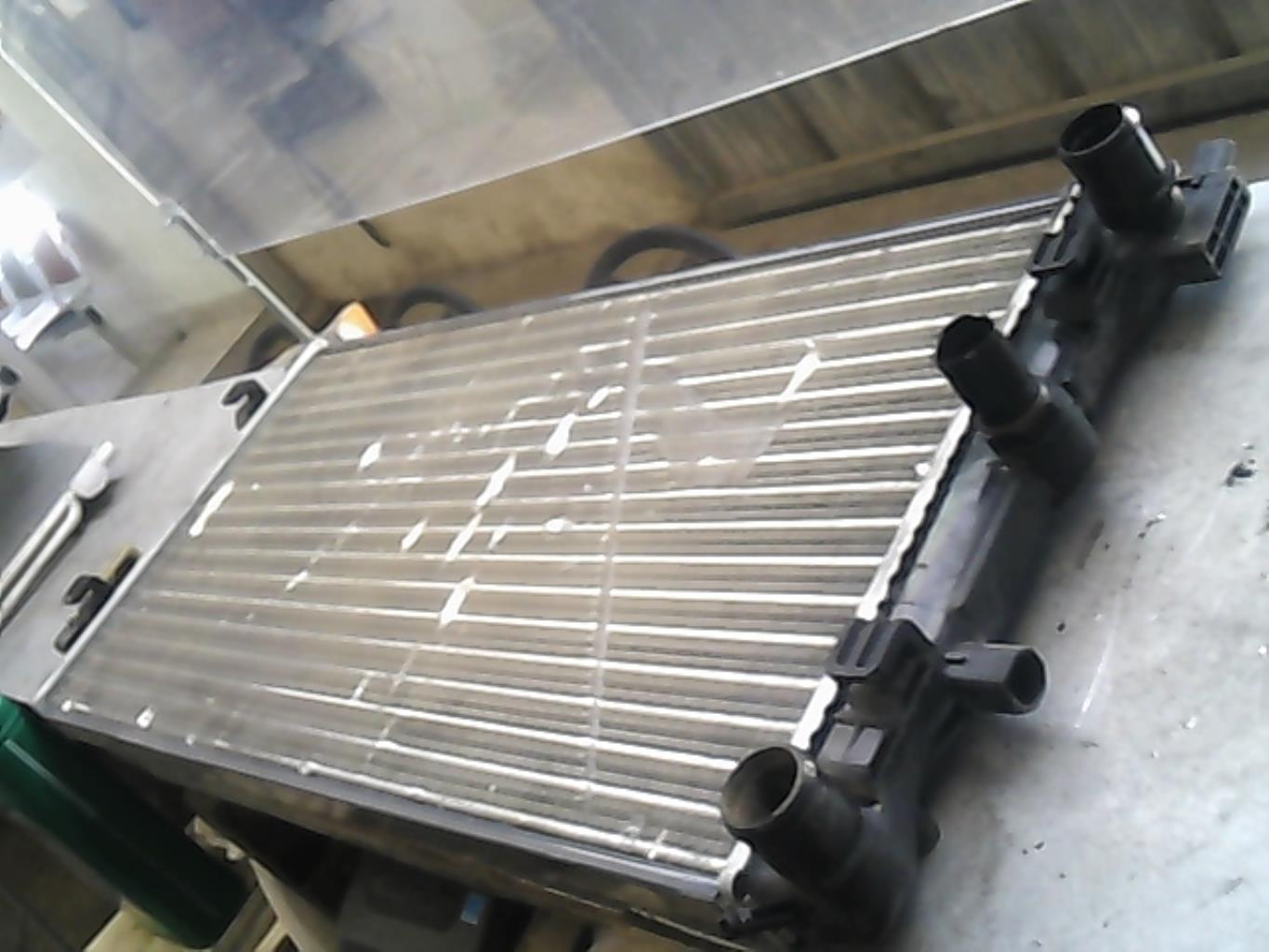 Radiateur eau VOLKSWAGEN POLO 5 PHASE 1 Diesel - 1