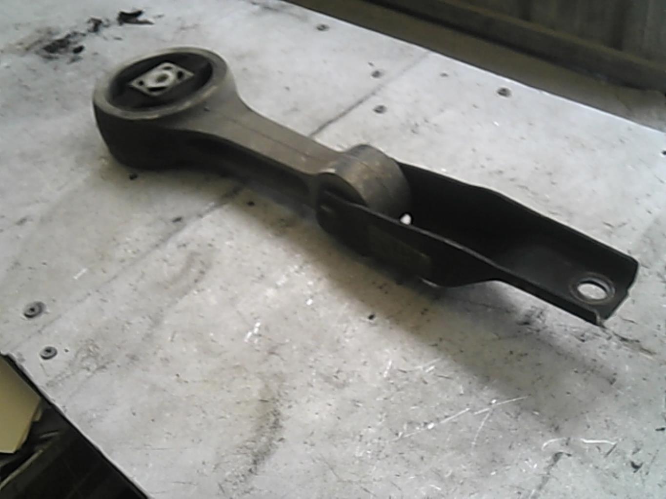 Support moteur VOLKSWAGEN POLO 5 PHASE 1 Diesel - 1