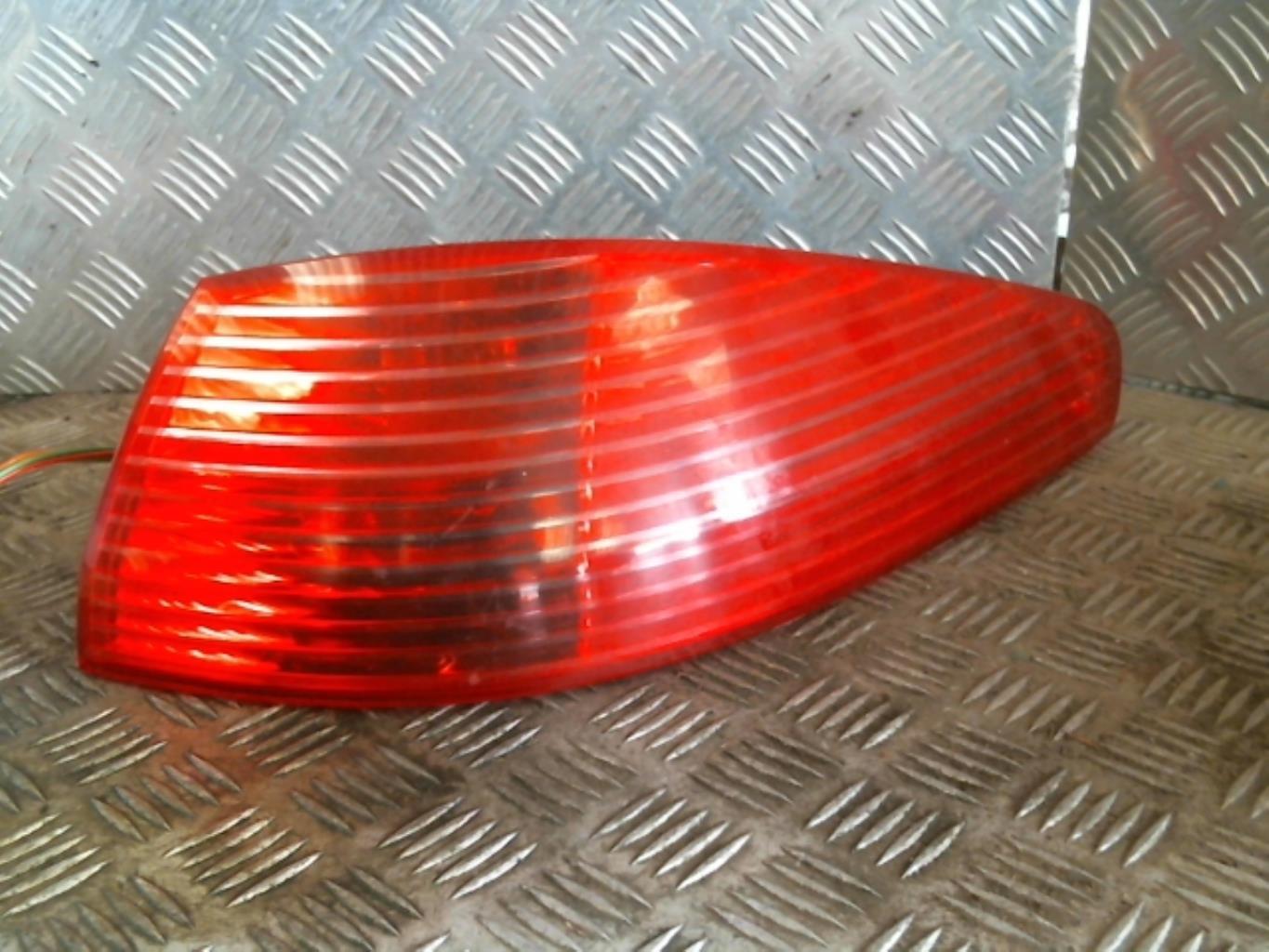 Fanale posteriore principale destro (luci) PEUGEOT 607 PHASE 1 Gasolina - 1