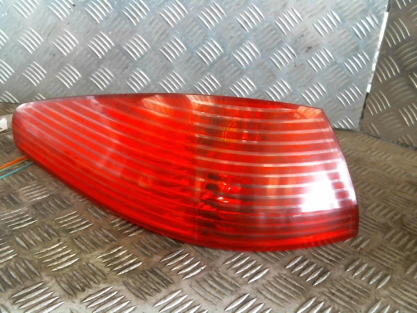 Fanale posteriore principale sinistro (luci) PEUGEOT 607 PHASE 1 Gasolina - 1