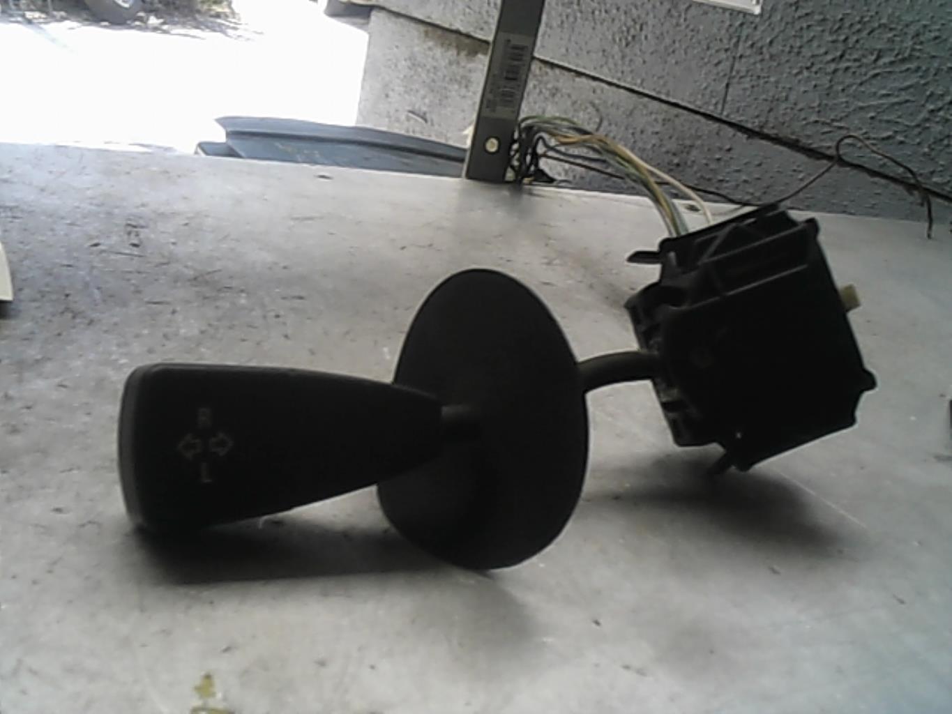 Commodo phare BMW SERIE 3 E36 Diesel - 1