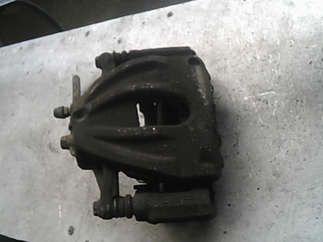 Pinza freni anteriore sinistra TOYOTA COROLLA VERSO 2 PHASE 2 Diésel - 1