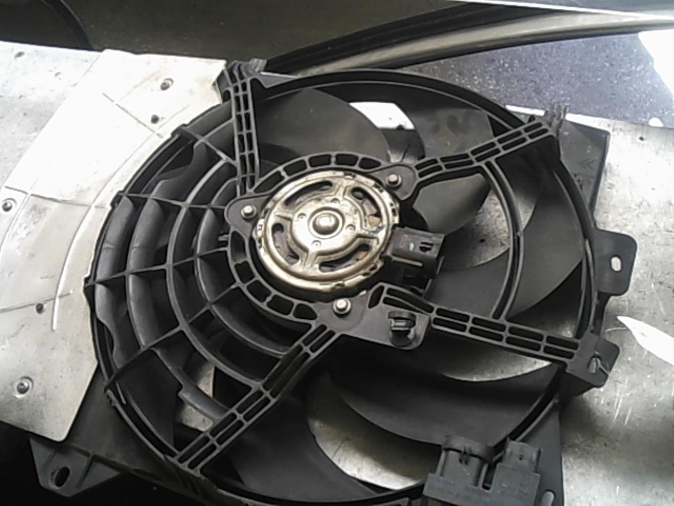 Motoventilatore radiatore PEUGEOT 207 PHASE 1 CABRIOLET Diésel - 1