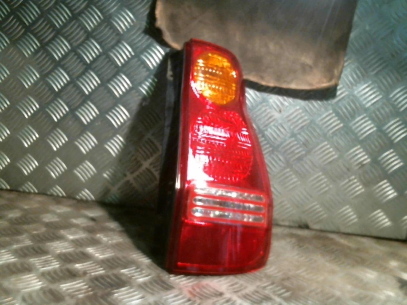 Fanale posteriore principale destro (luci) HYUNDAI MATRIX PHASE 1 Gasolina - 1