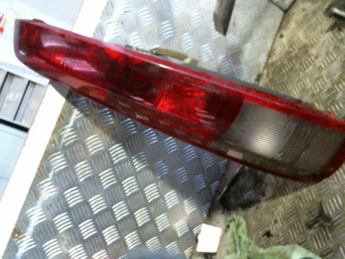 Fanale posteriore principale sinistro (luci) NISSAN X-TRAIL 1 PHASE 2 Diésel - 1