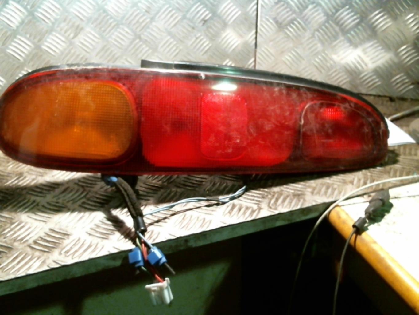 Feu arriere principal gauche (feux) MAZDA MX6 COUPE Essence - 1