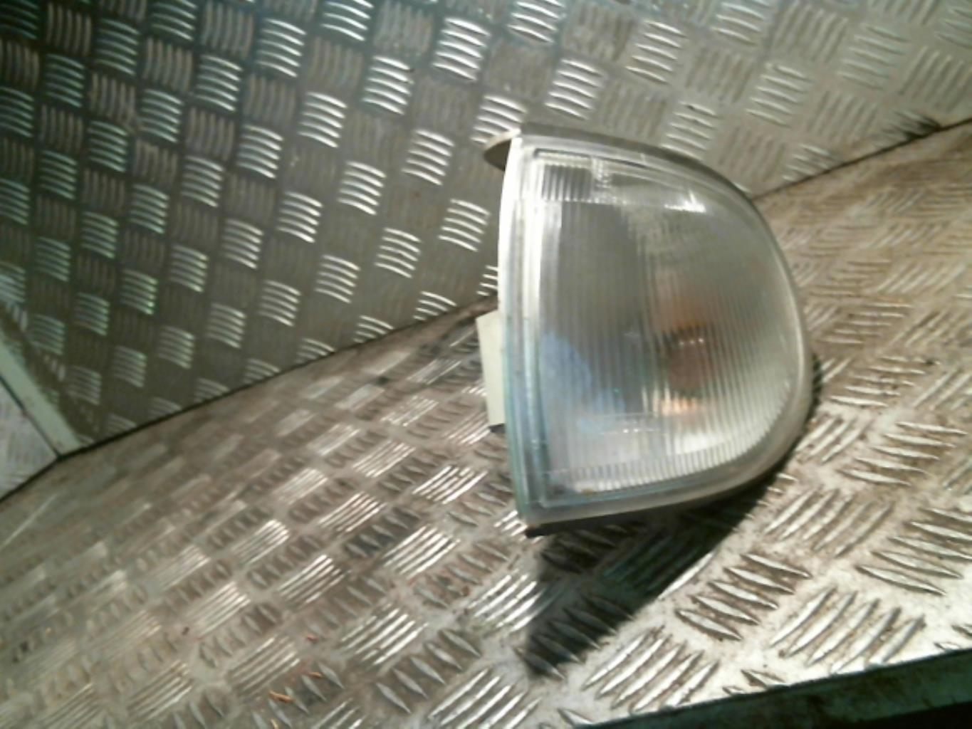 Gruppo ottico anteriore secondario sinistro (luci)(freccia) NISSAN SERENA 1 PHASE 2 Gasolina - 1